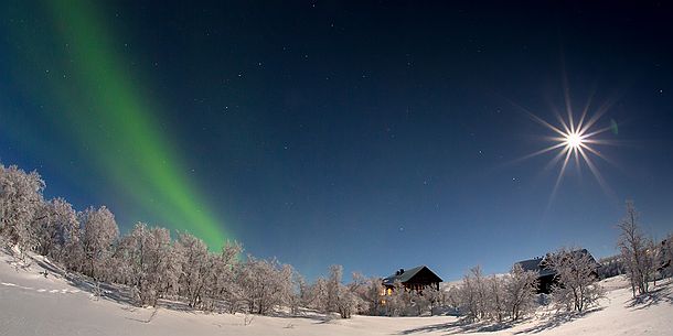 Kilpisjarvi - Finlande Full moon en Laponie