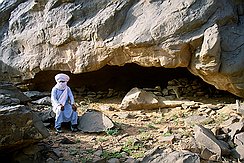 La grotte de Tahi Lahi Elle abrite certaines ds plus belles peintures de l' école d'Iheren-Tahilahi.