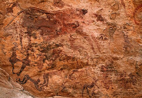 Afarrh Les peintures les plus intéressantes montrent des taureaux associés à des figures humaines. Sur cette composition un...